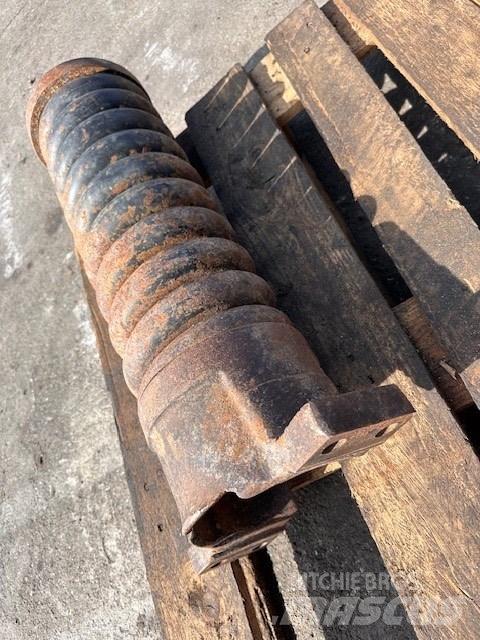 CAT 325 C NAPINACZ Rastos, correntes e material rodante
