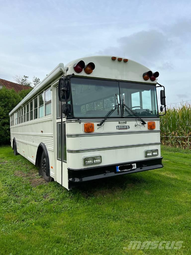 Thomas K880 Autocarros escolares