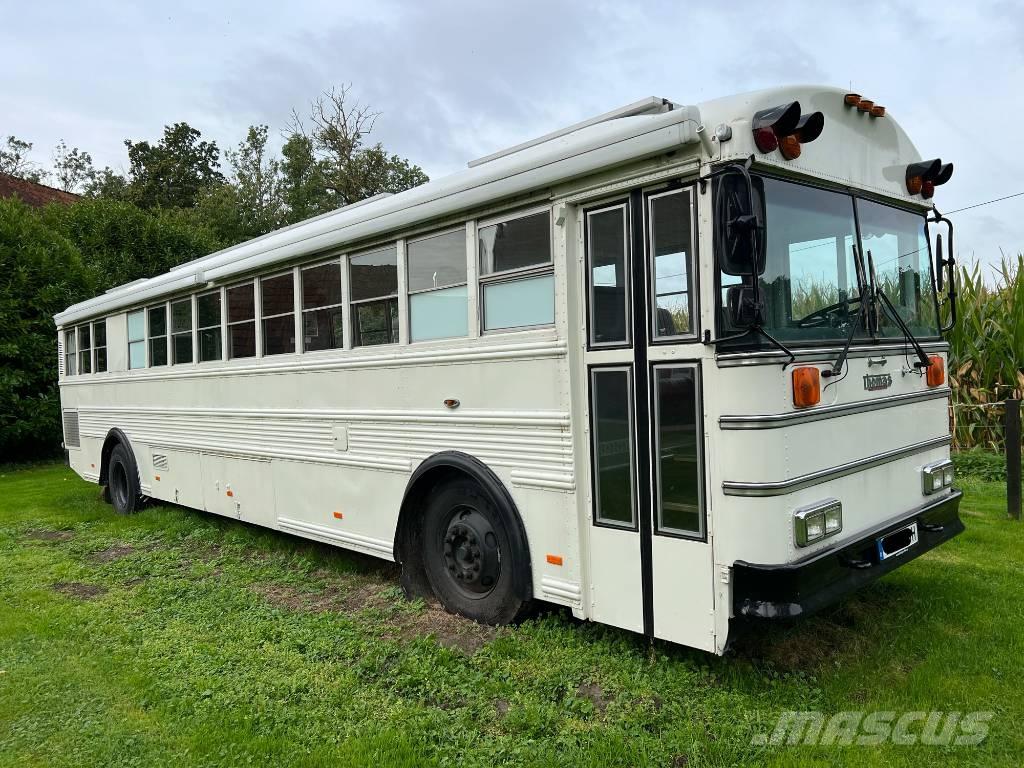 Thomas K880 Autocarros escolares