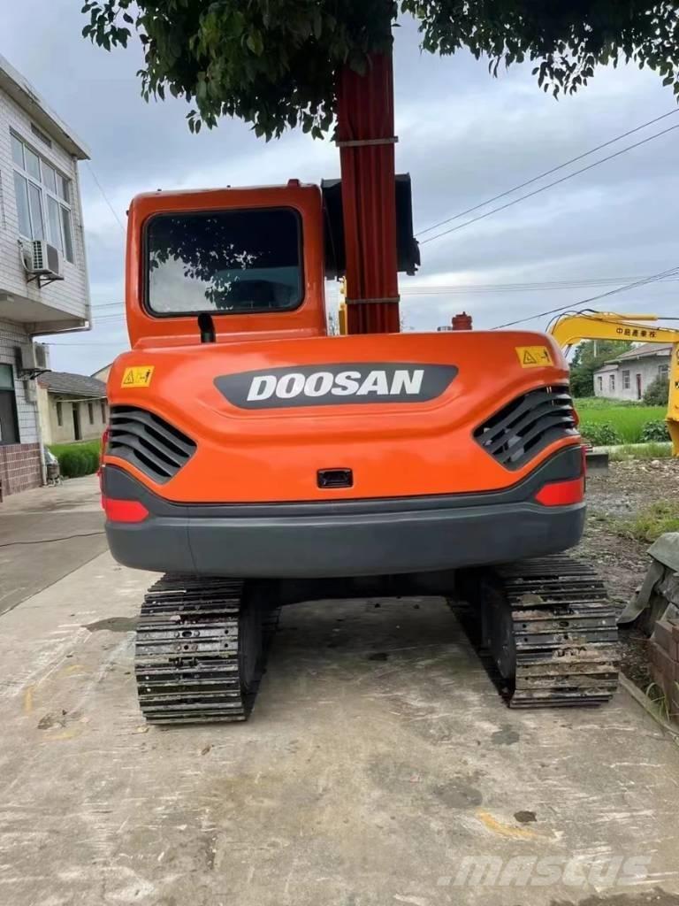 Doosan DX75-9C Escavadoras Midi 7t - 12t