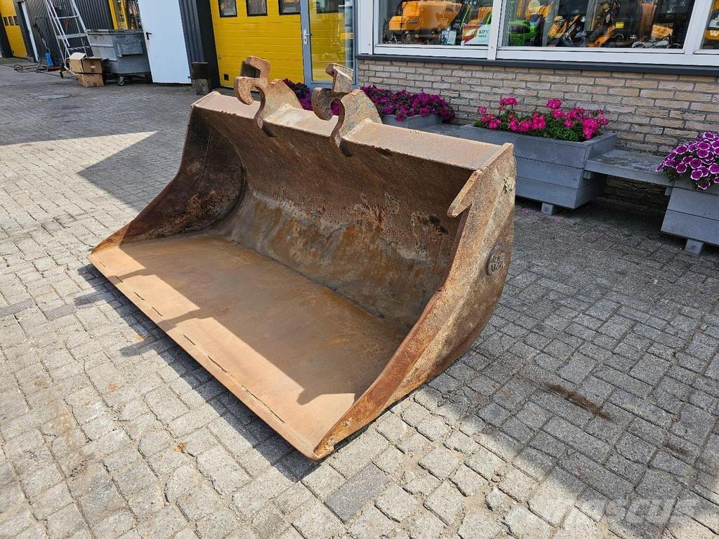 Beco Slotenbak Baldes