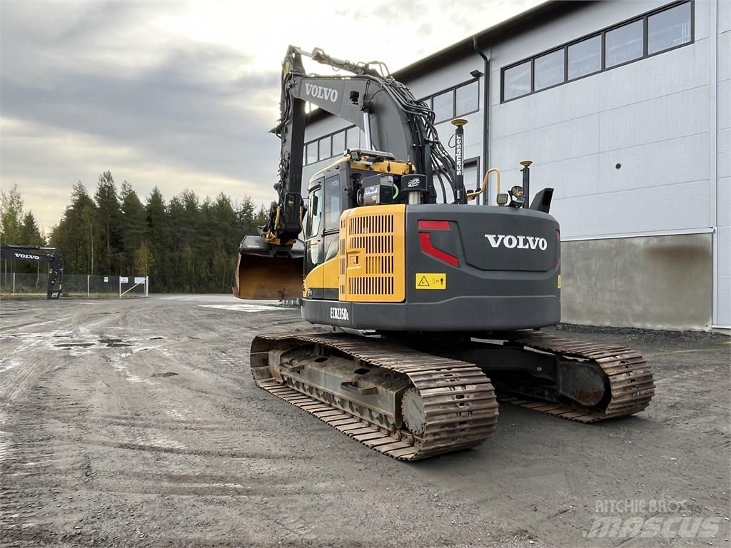 Volvo ECR 235 DL Escavadoras de rastos