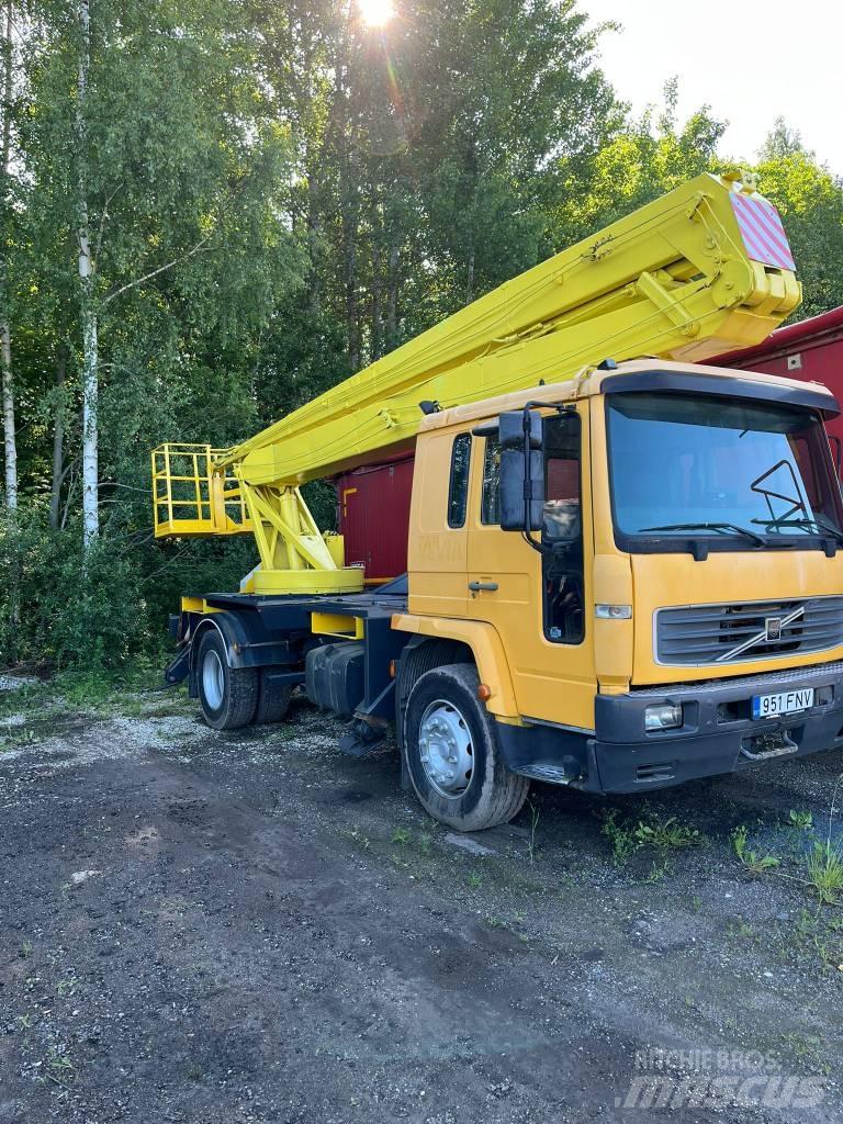 Volvo FL 6 Plataformas aéreas montadas em camião