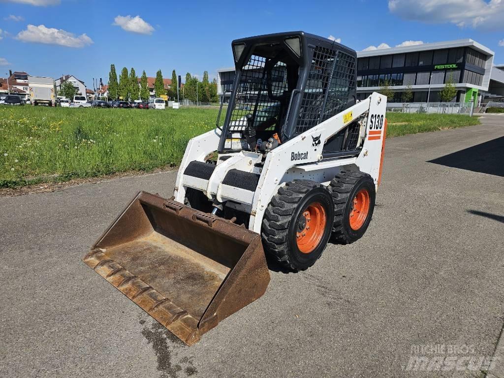 Bobcat S 130 Carregadoras de direcção deslizante