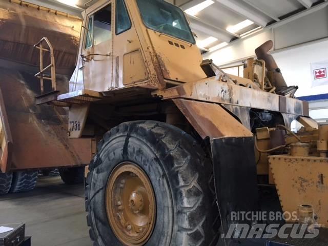 CAT 773 B Camiőes dumper basculantes rígidos