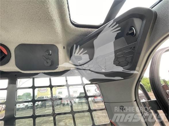 Bobcat T76 Carregadoras de direcção deslizante