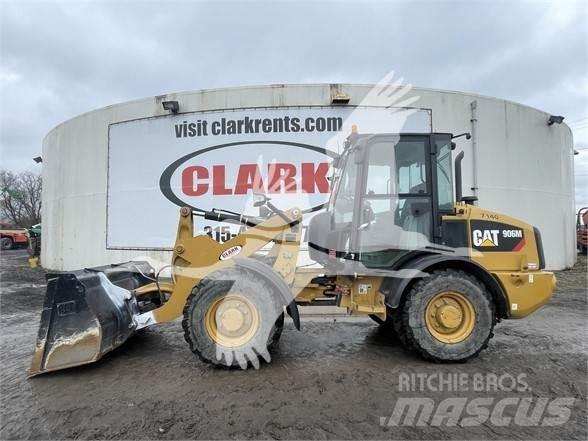 CAT 906M Pás carregadoras de rodas