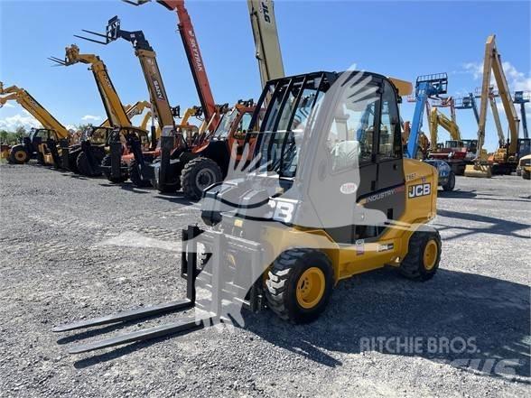 JCB 35 Manipuladores telescópicos