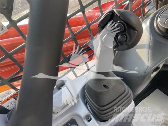 Kubota SVL75 Carregadoras de direcção deslizante