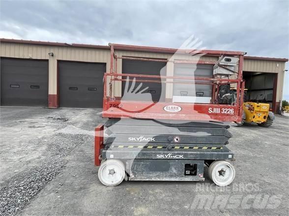 SkyJack SJ3226 Elevadores de tesoura