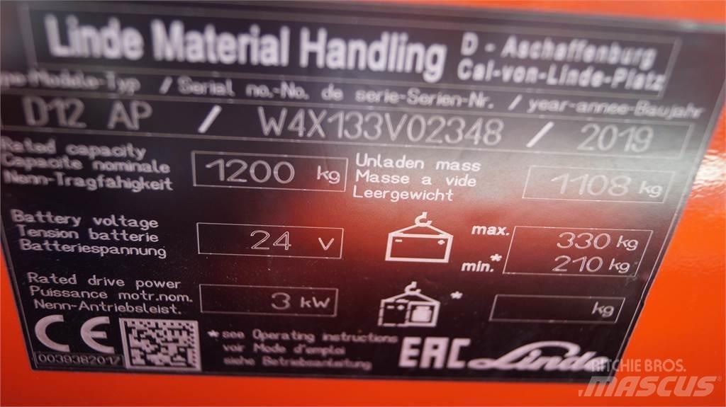Linde D12AP Empilhador para operador externo