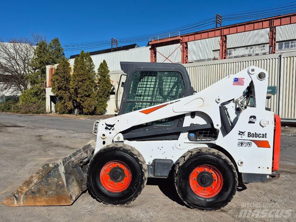 Bobcat S 770 Carregadoras de direcção deslizante