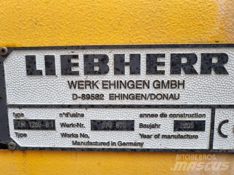 Liebherr LTM 1225 Gruas Todo terreno