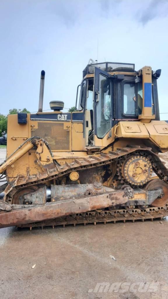 CAT D 6 M XL Dozers - Tratores rastos