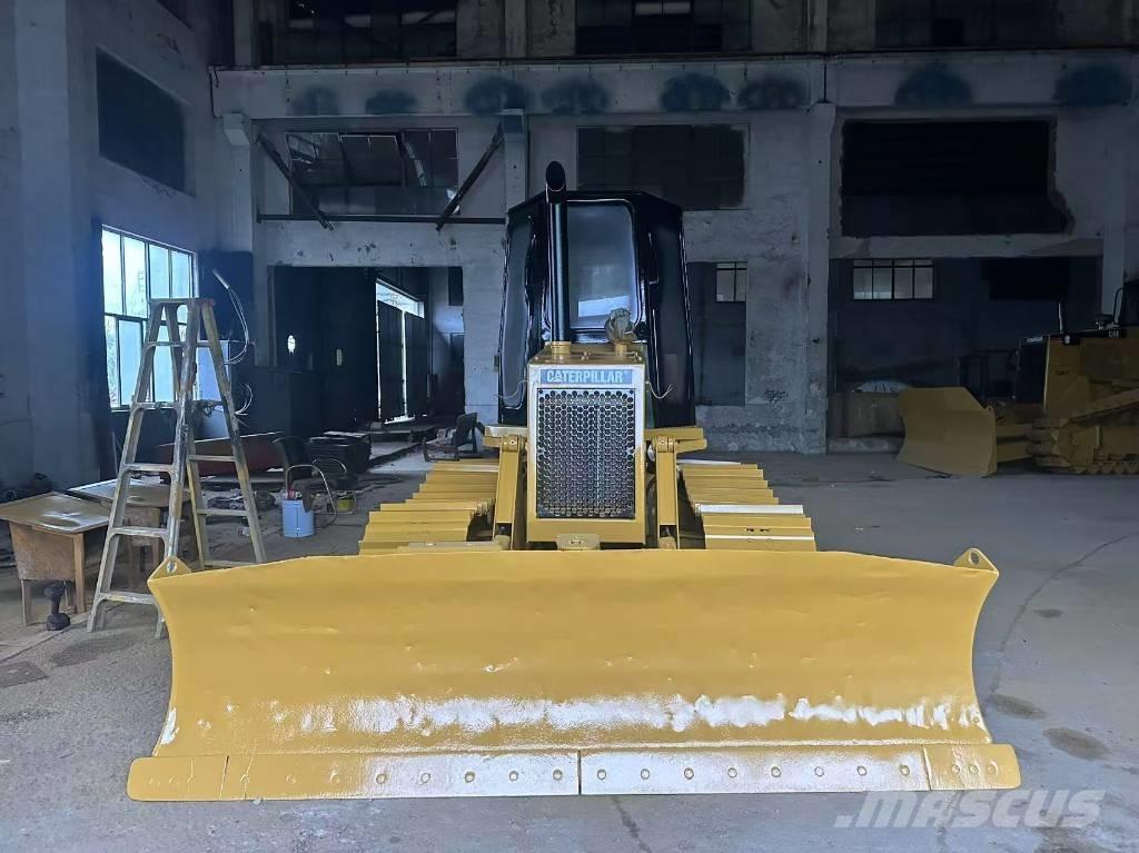 CAT D 4 C Dozers - Tratores rastos