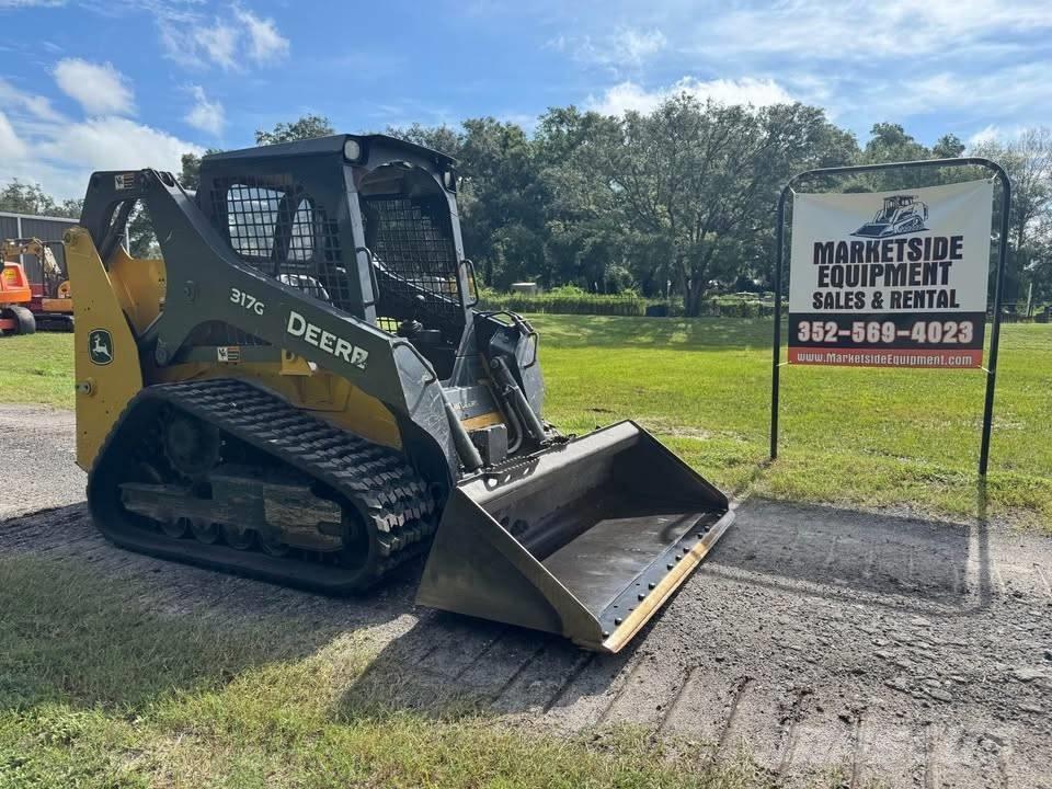 John Deere 317G Carregadoras de direcção deslizante