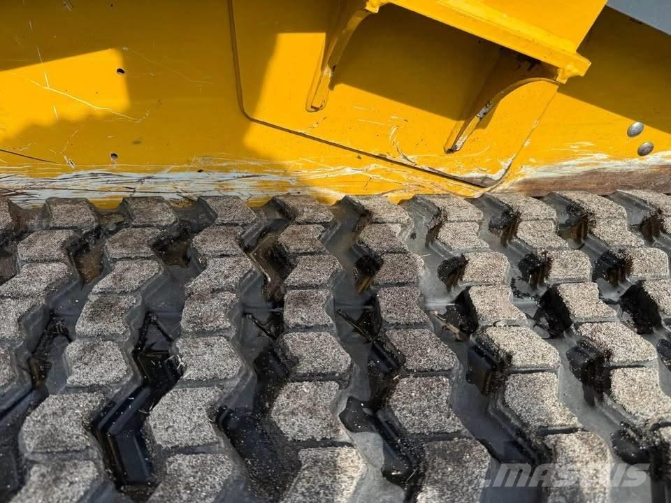 John Deere 317G Carregadoras de direcção deslizante