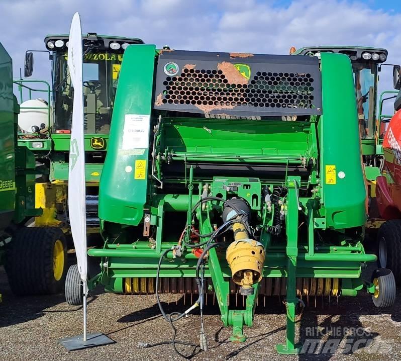 John Deere 960 Enfardadeira de rolos