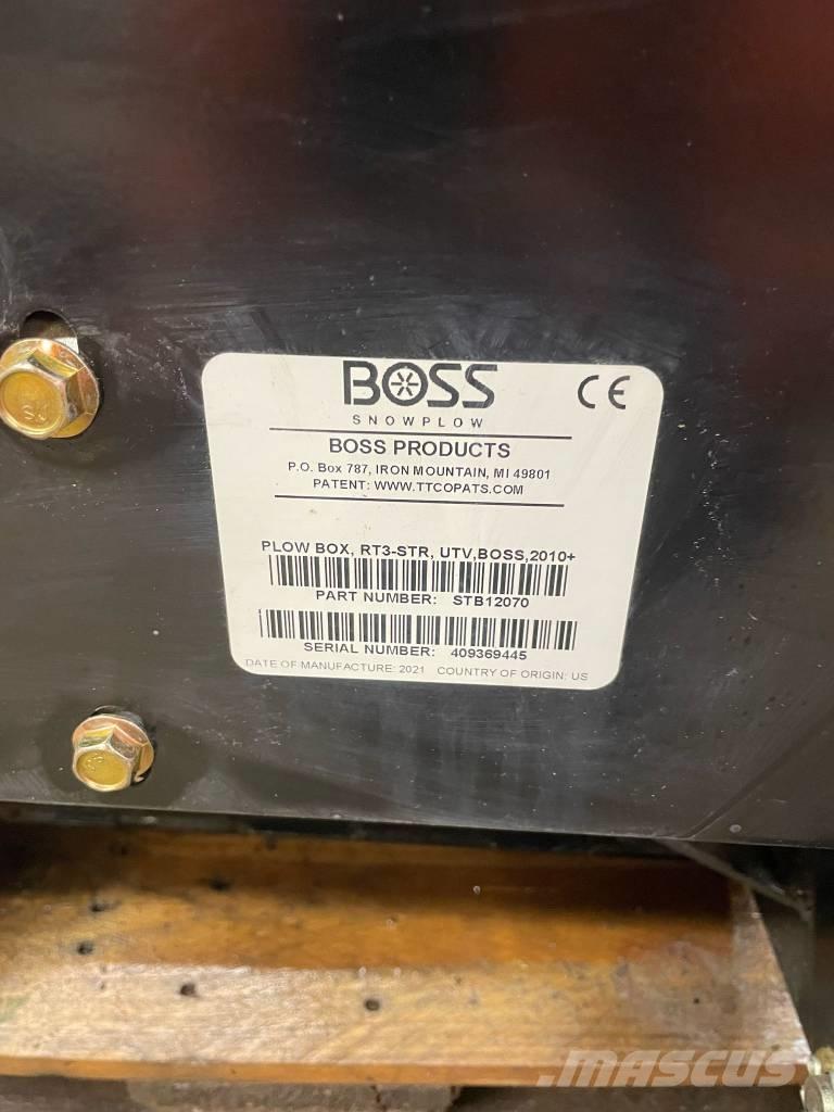 Boss SK-R 6' Box Plow Lâminas de neve e arados