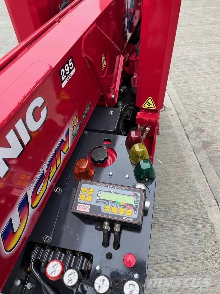 Unic URW 295 Mini gruas