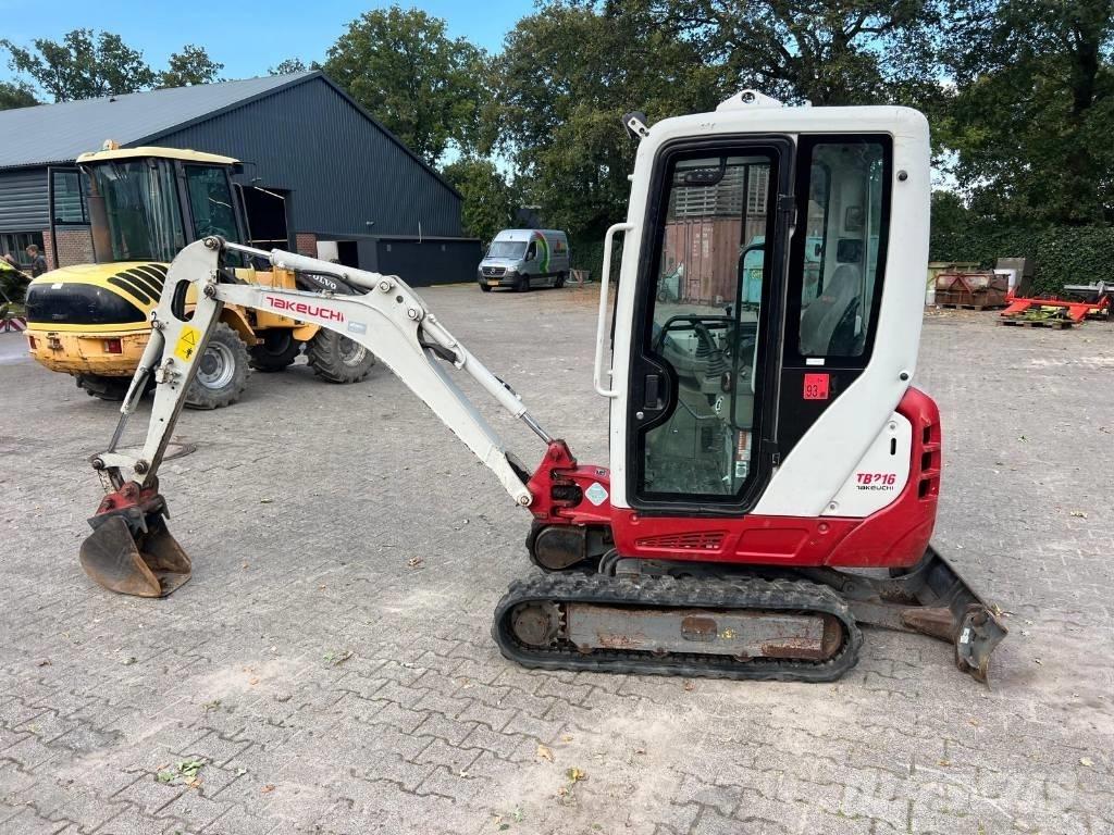 Takeuchi TB 216 Mini Escavadoras <7t