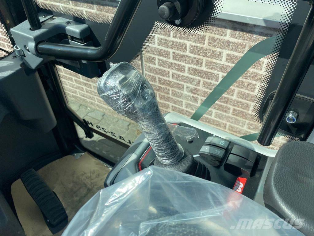 Manitou MLA2-25 Pás carregadoras de rodas