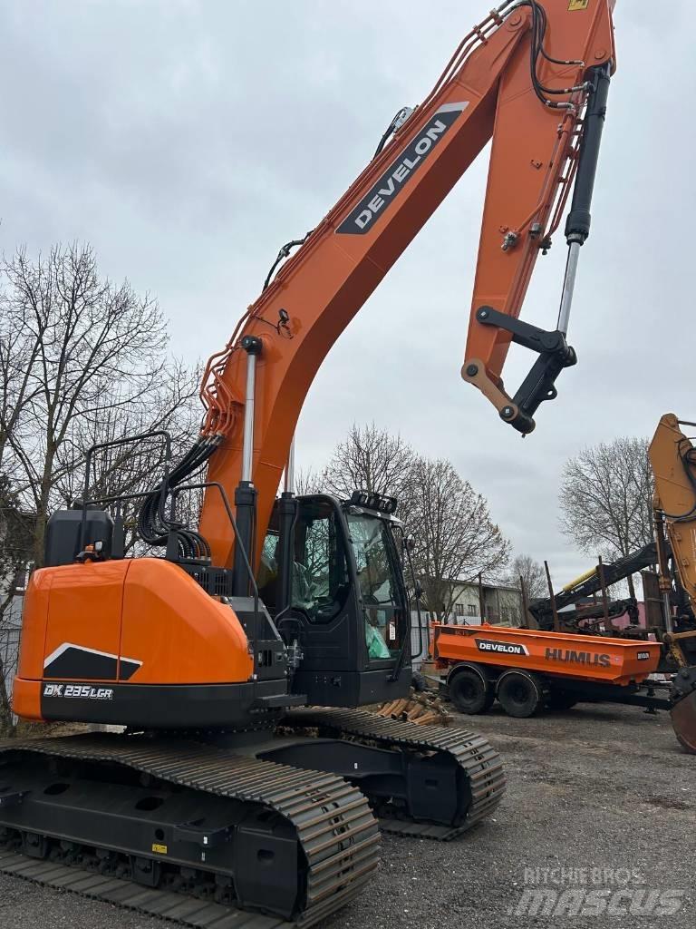 Develon DX 235 LCR-7 Escavadoras de rastos