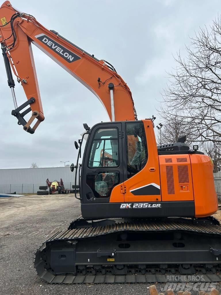 Develon DX 235 LCR-7 Escavadoras de rastos