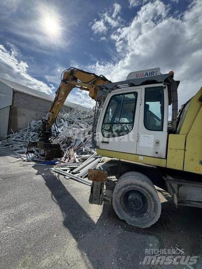 Liebherr A316 Li Escavadoras especiais
