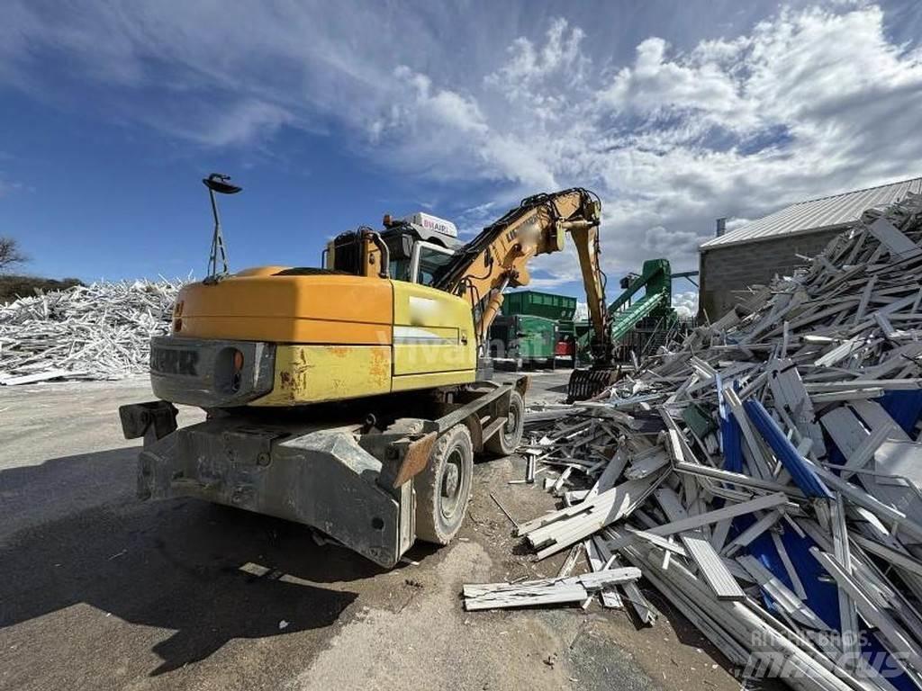 Liebherr A316 Li Escavadoras especiais