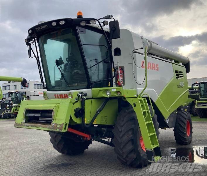 CLAAS TUCANO 430 Ceifeiras debulhadoras