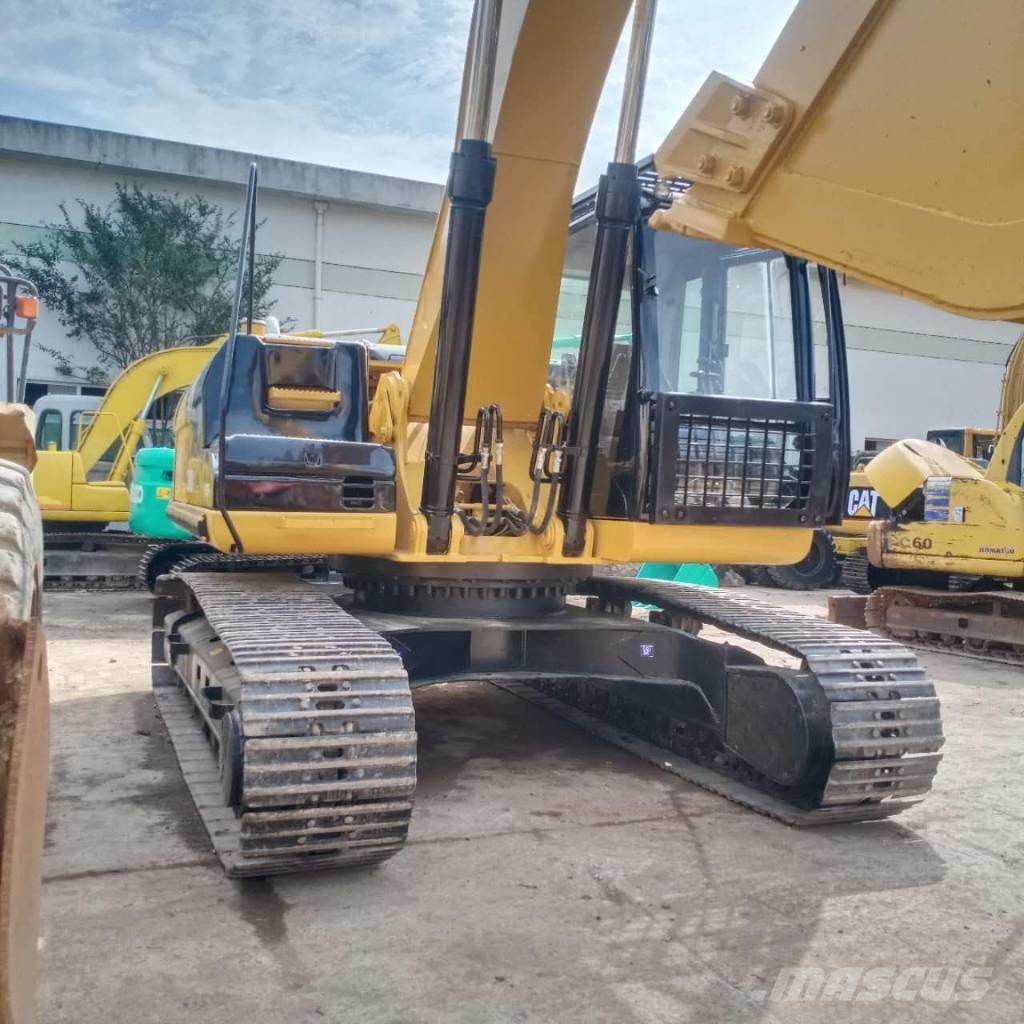 CAT 330 D Escavadoras de rastos
