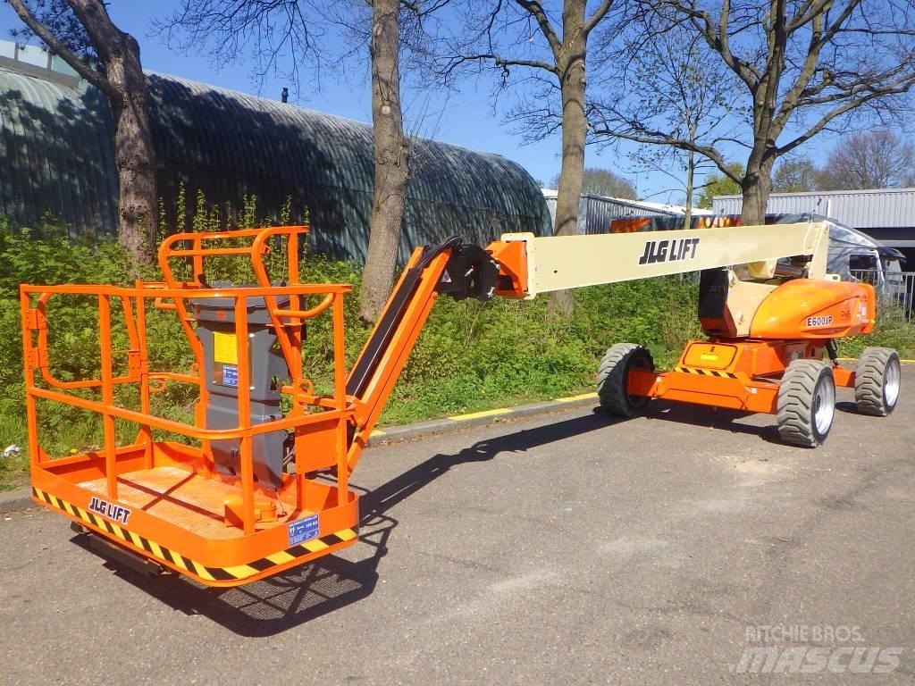 JLG E600JP Elevadores braços Telescópicos
