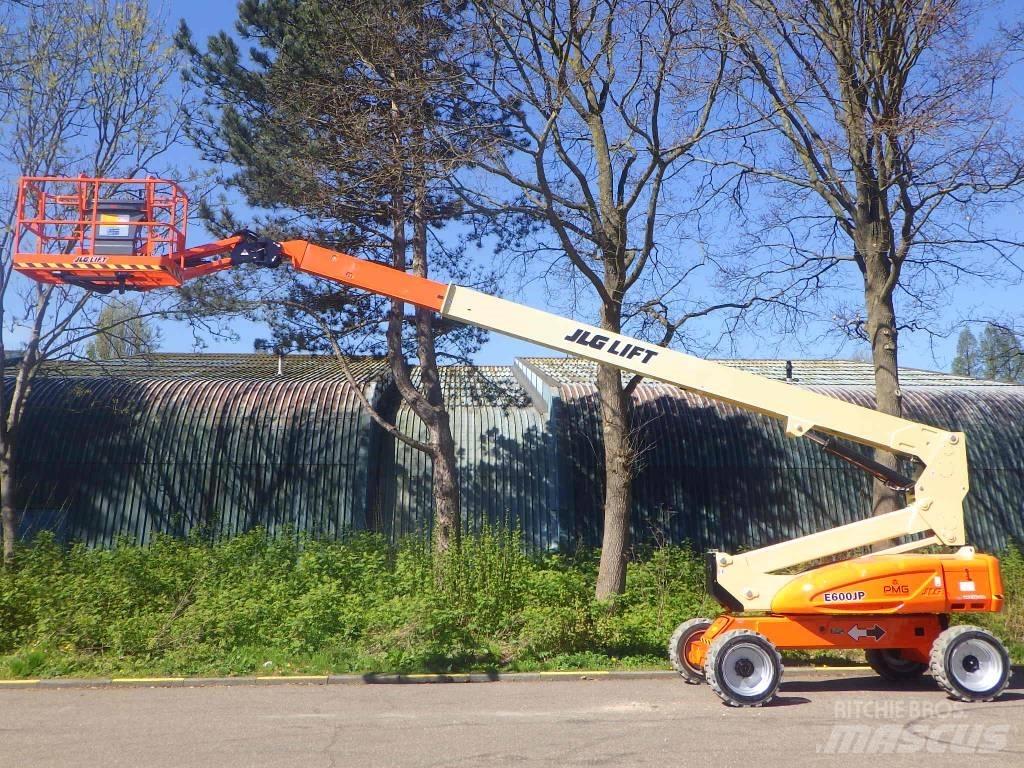 JLG E600JP Elevadores braços Telescópicos