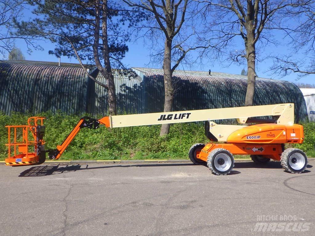JLG E600JP Elevadores braços Telescópicos