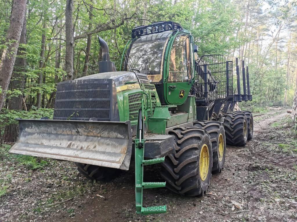 John Deere 1110G Forwarders florestais