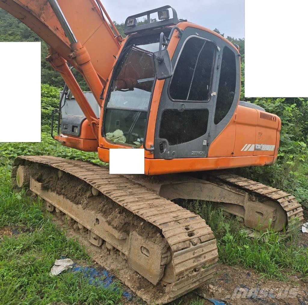 Doosan DX 220 LC-9 Escavadoras de rastos