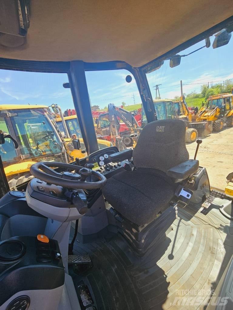 CAT 428 E Retroescavadoras