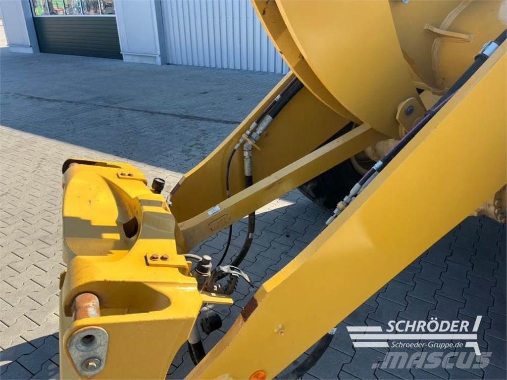  938 HL Pás carregadoras de rodas