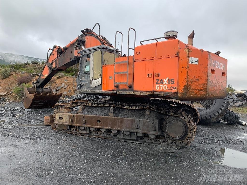 Hitachi 670 LCH-3 Escavadoras de rastos