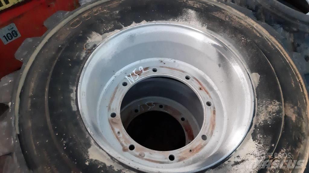 Bobcat 2000 Pneus, Rodas e Jantes