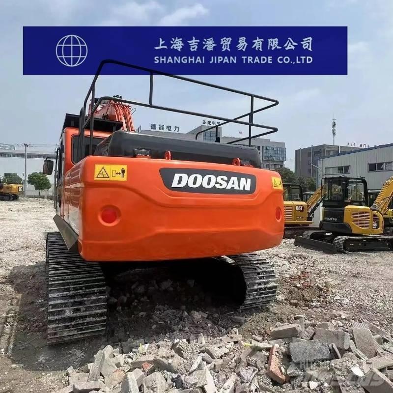 Doosan DX 300 Escavadoras de rastos