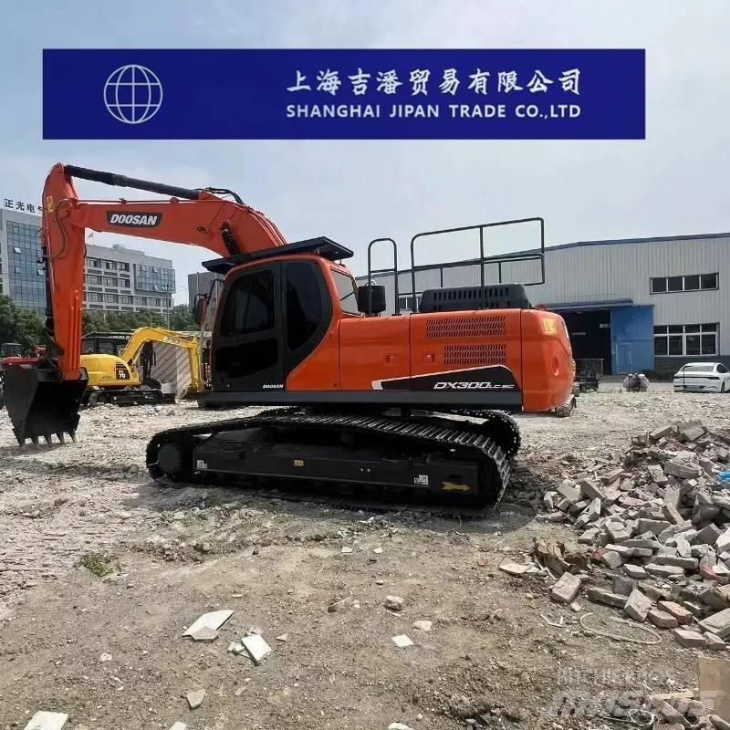 Doosan DX 300 Escavadoras de rastos