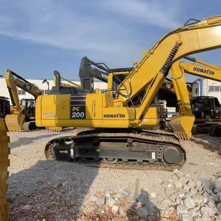 Komatsu PC200-8 Escavadoras de rastos