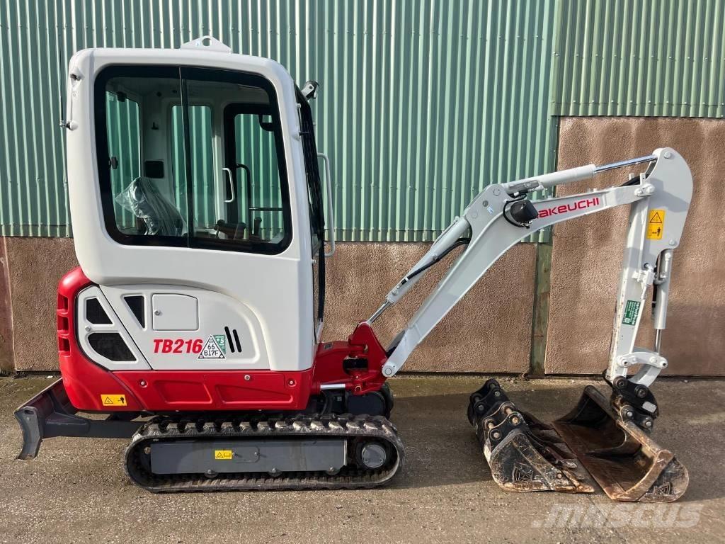 Takeuchi TB 216 A Mini Escavadoras <7t