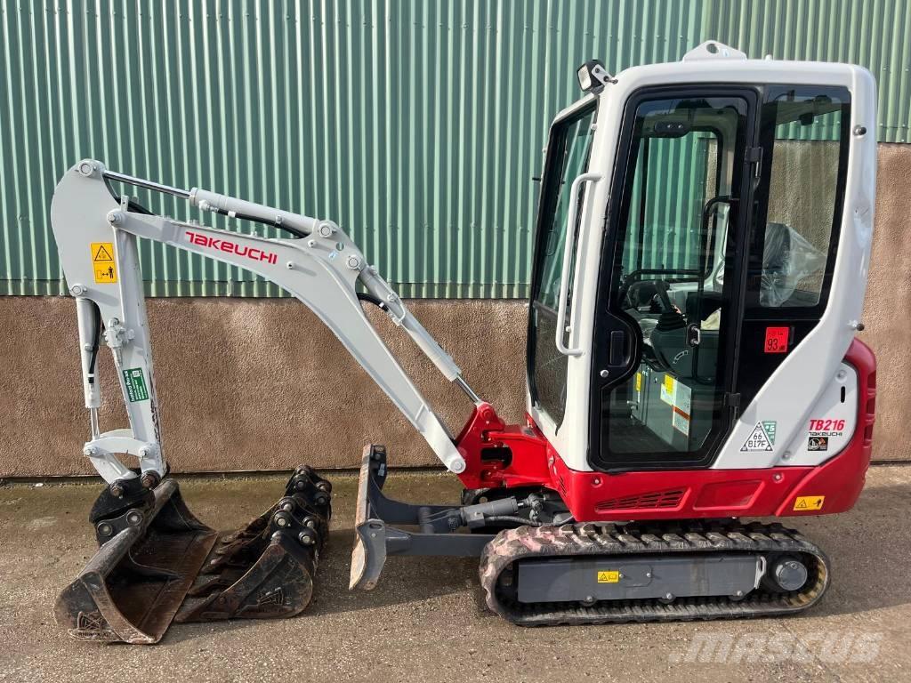Takeuchi TB 216 A Mini Escavadoras <7t