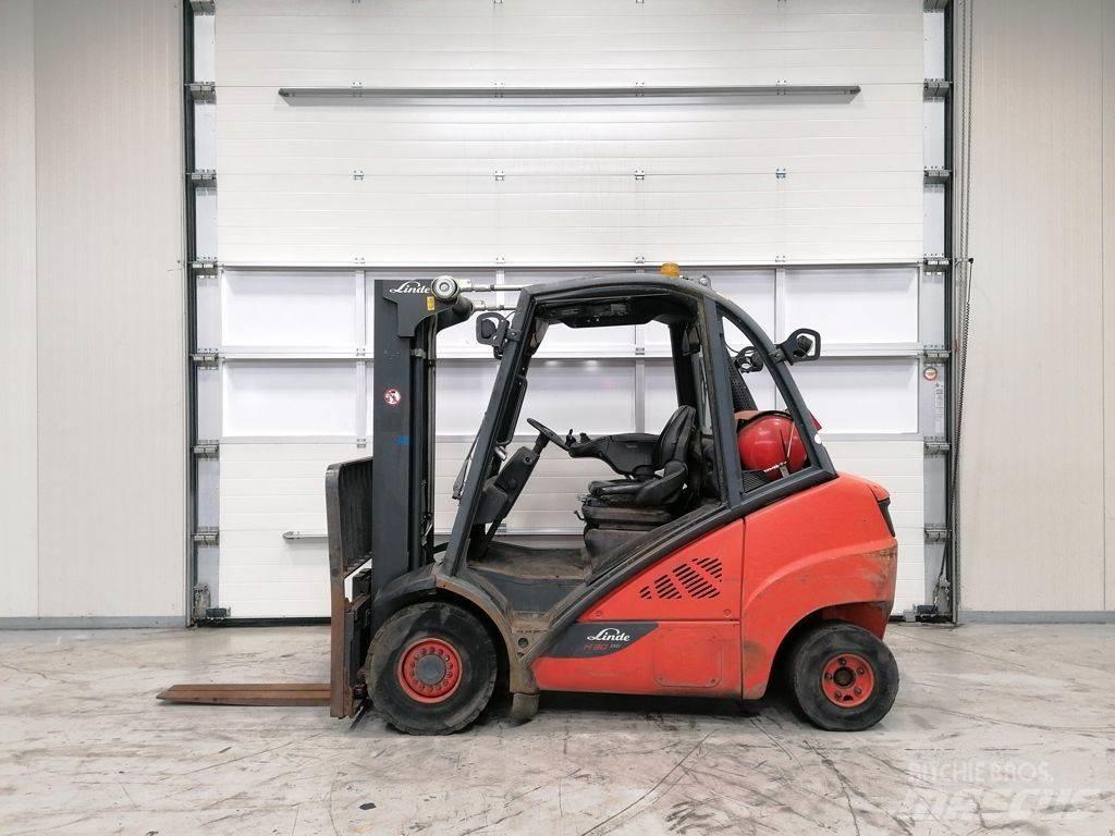 Linde H30T-02 Empilhadores a gás