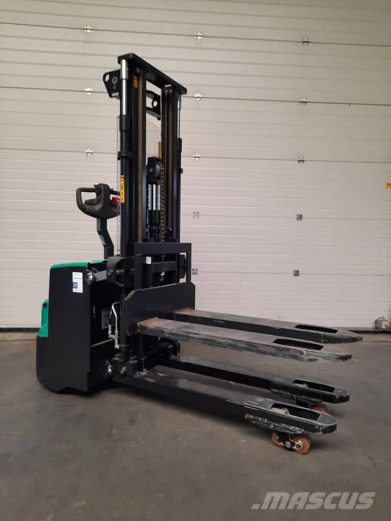 Mitsubishi SBP12N3I Empilhador para operador externo