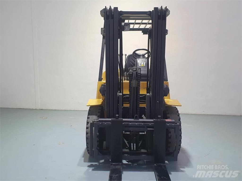 CAT DP40K MC Empilhadores Diesel