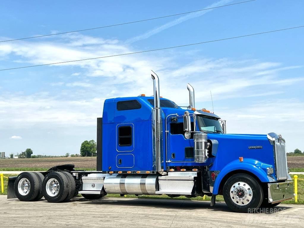 Kenworth W 900 Tractores (camiões)